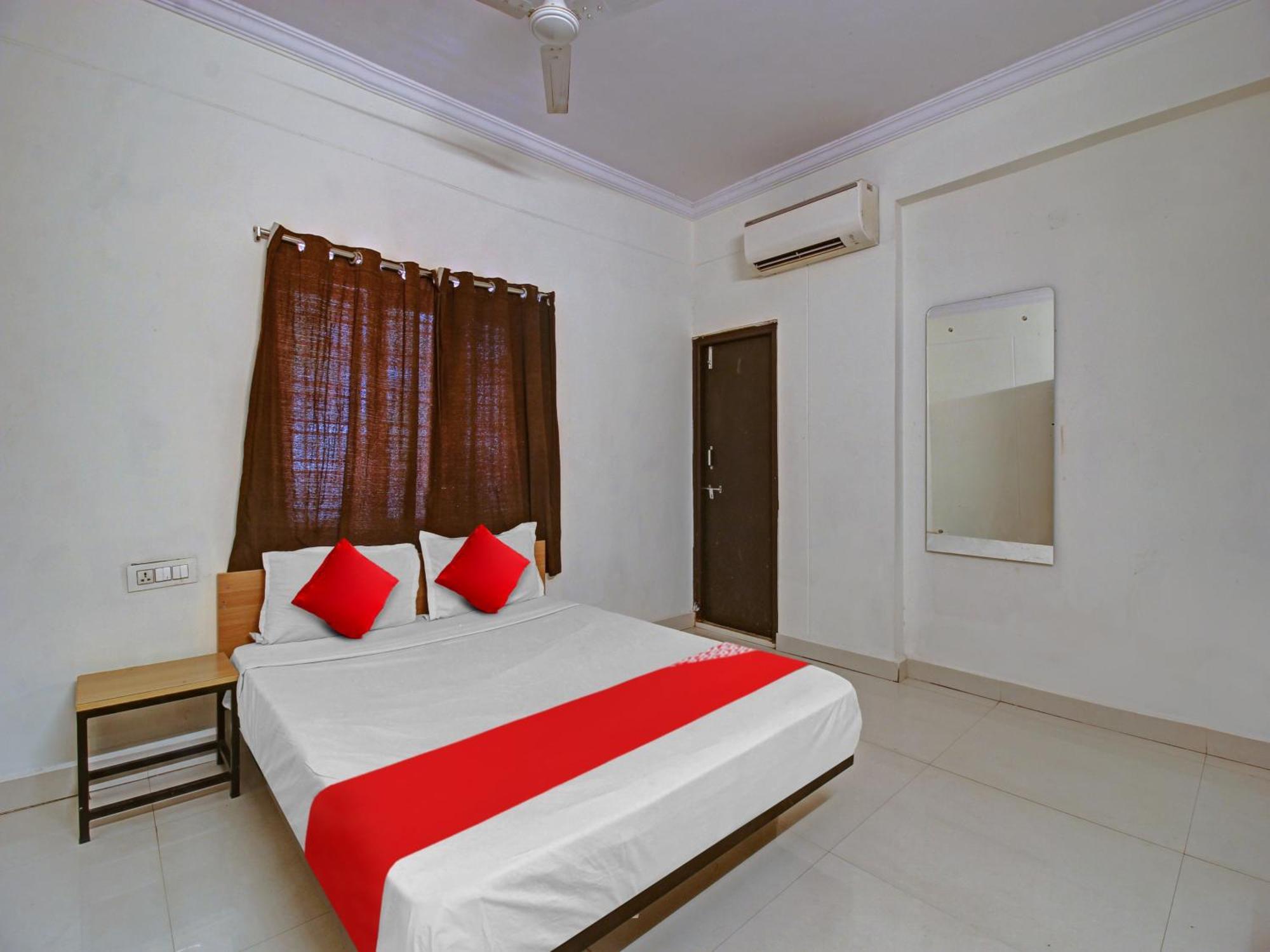 Hotel O Svr Silver Key Lingampalli Luaran gambar