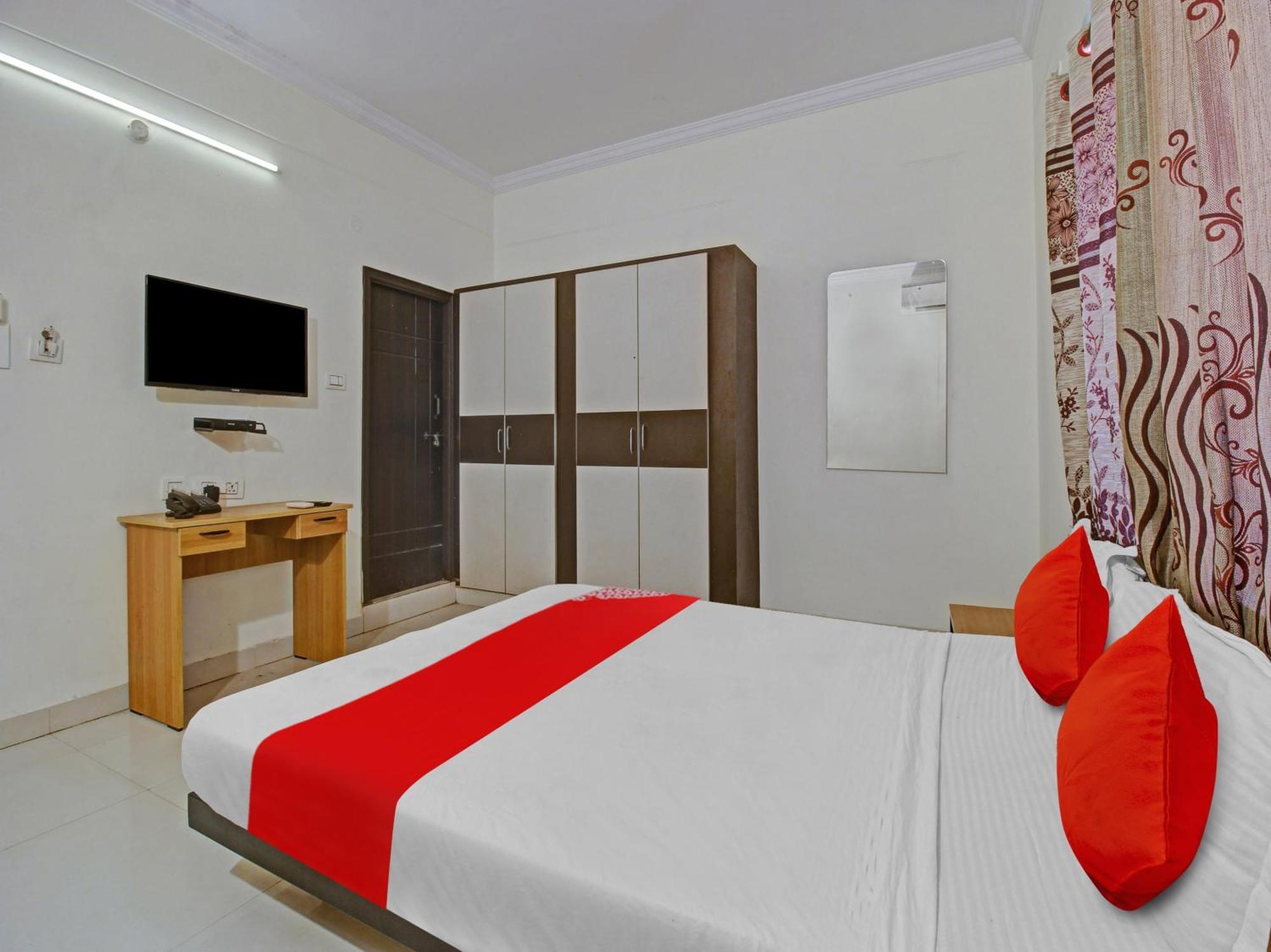 Hotel O Svr Silver Key Lingampalli Luaran gambar